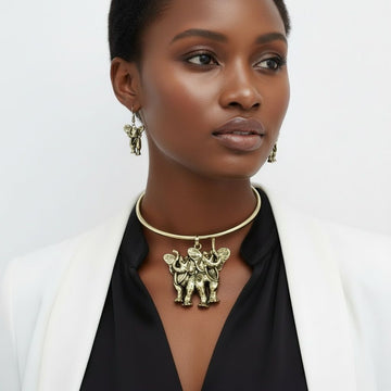 Pendant Burnished Gold Double Elephant Choker