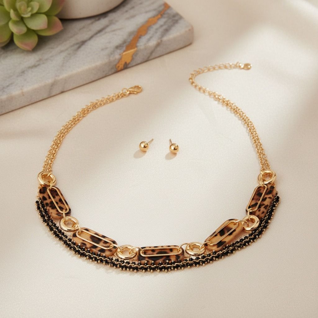 Elegant Gold Leopard Link Set Business Look