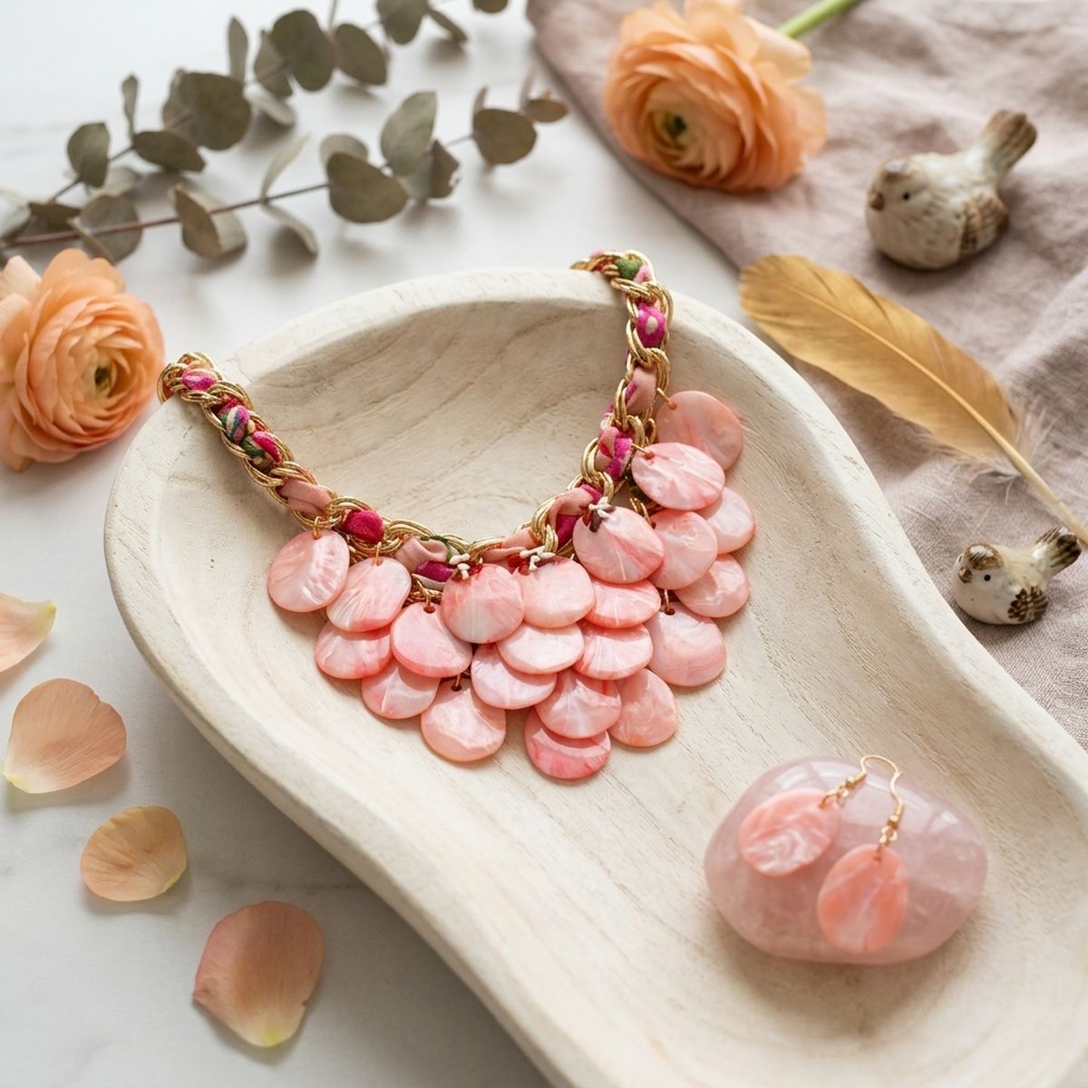 Marbled Pink Disc Bib Fabric Woven Chain Necklace