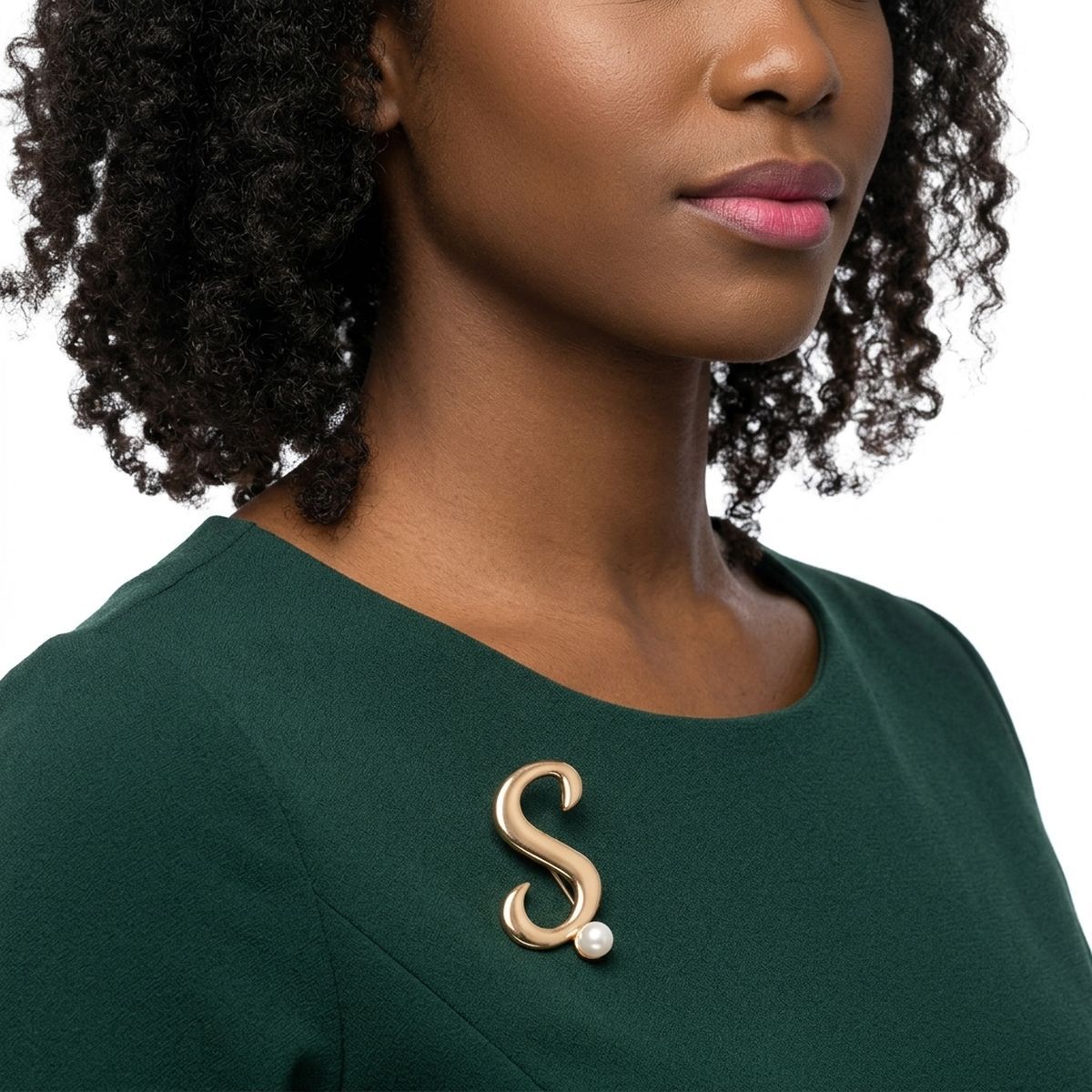 Gold Cursive S Initial Letter Pearl Brooch Pin