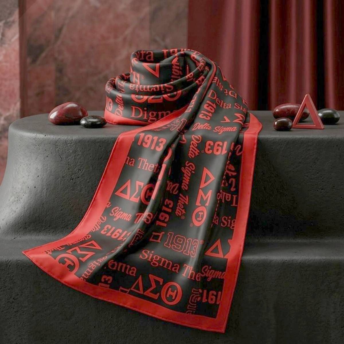 DST Long Black and Red Graphic Rectangle Scarf