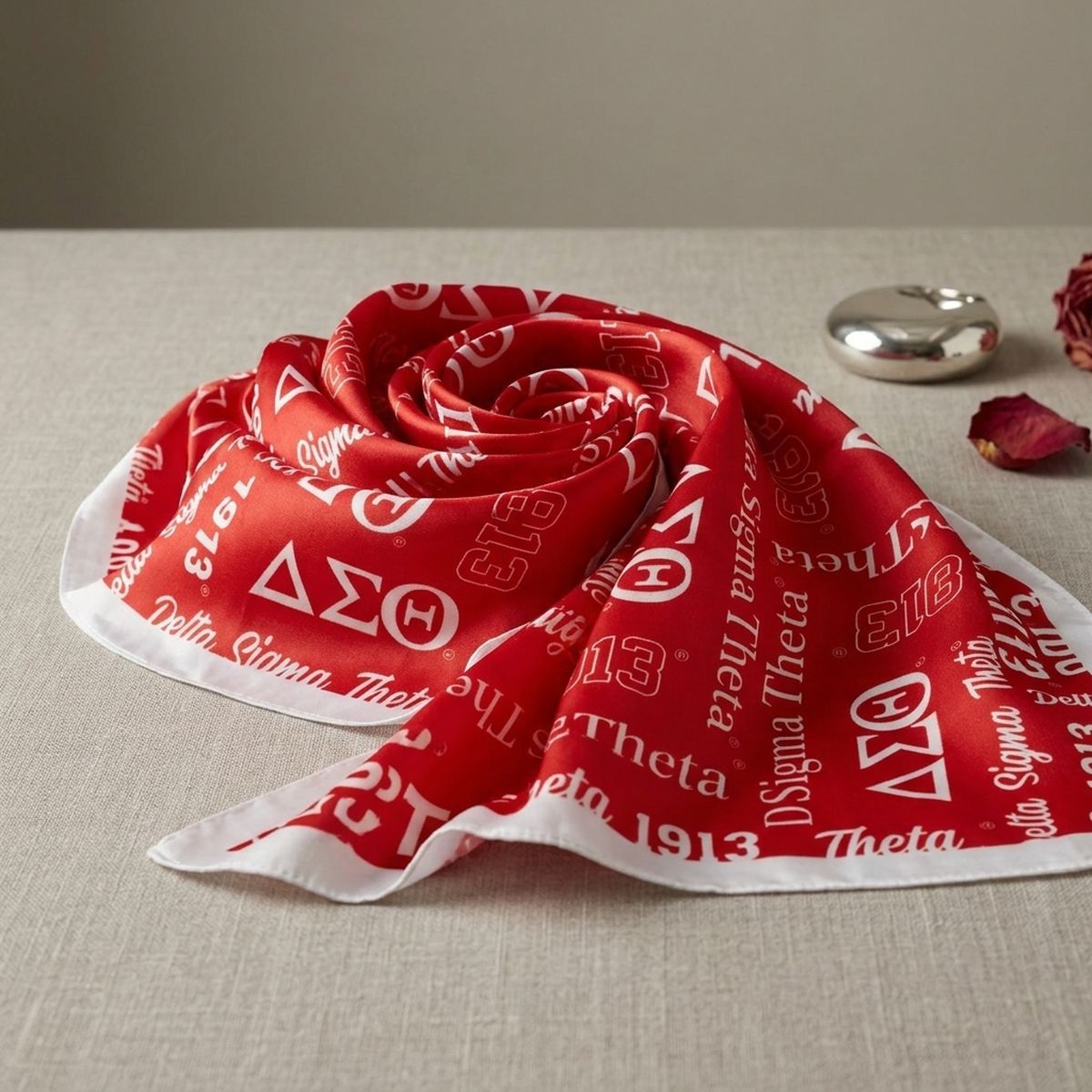 DST Long Red and White Graphic Rectangle Scarf