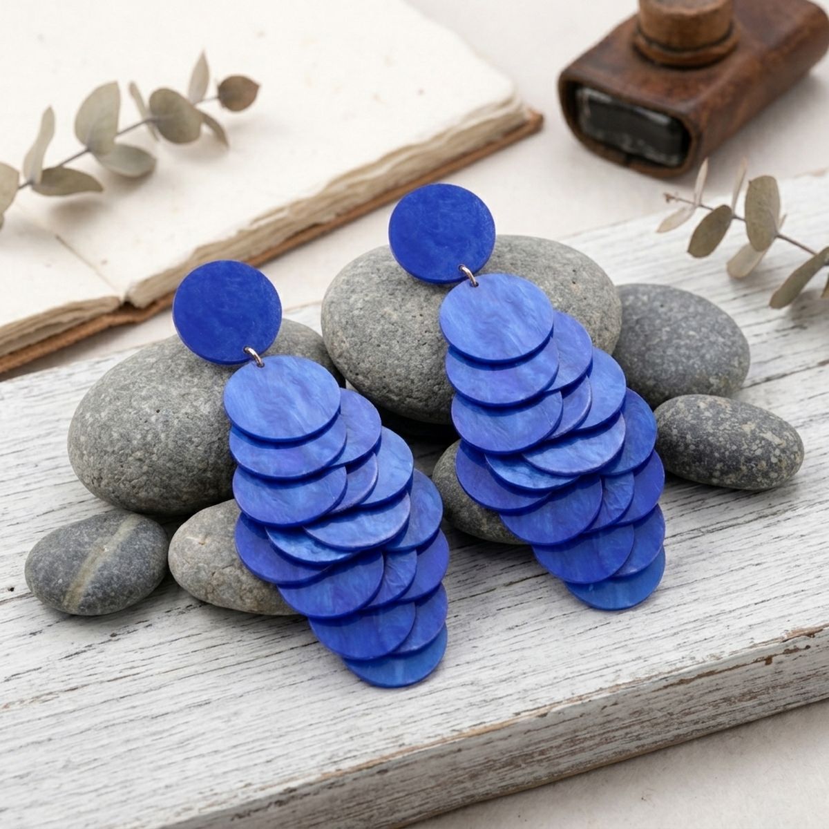 Dangle Blue Shell Disc Resort Fashion Earrings
