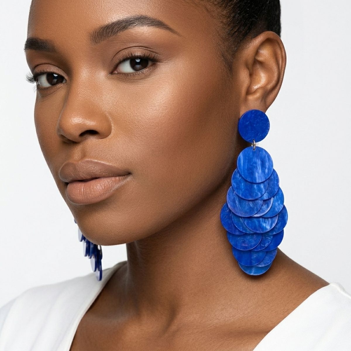 Dangle Blue Shell Disc Resort Fashion Earrings