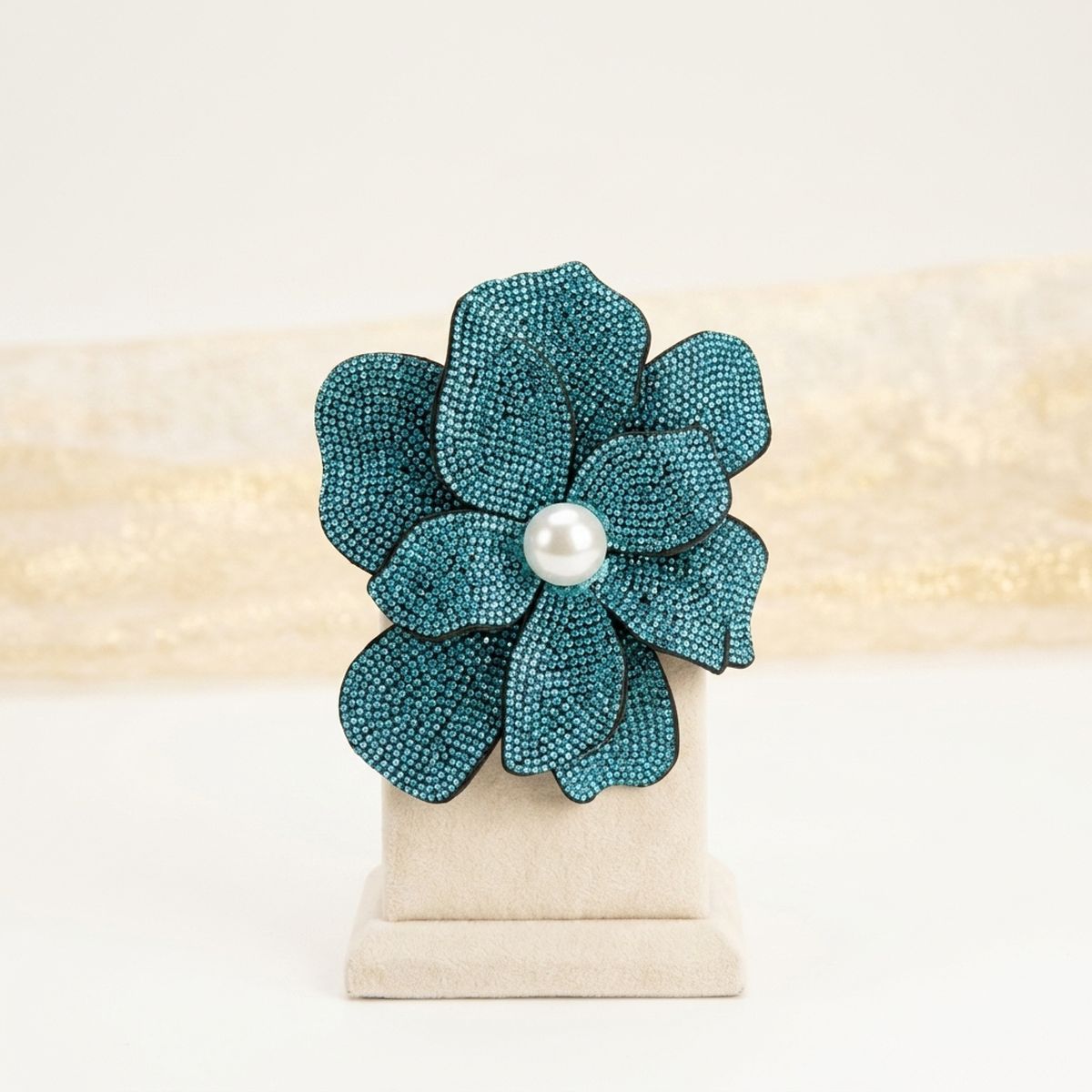 Amicae Aqua Blooming Flower Brooch Hair Clip