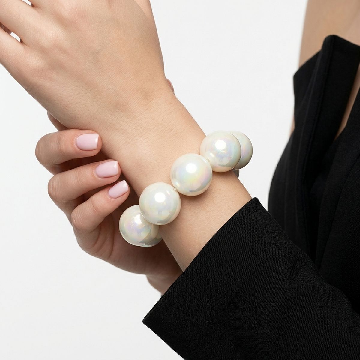 High Gloss Pearlescent White 24mm Bead Bracelet