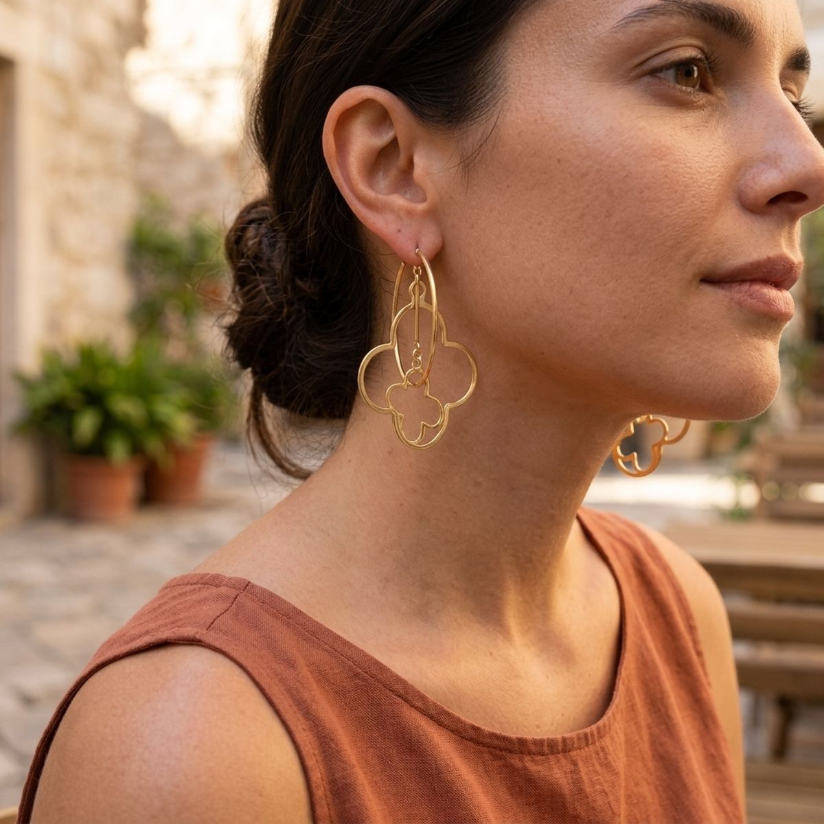 Hoop Gold Interconnected Quatrefoil Earrings