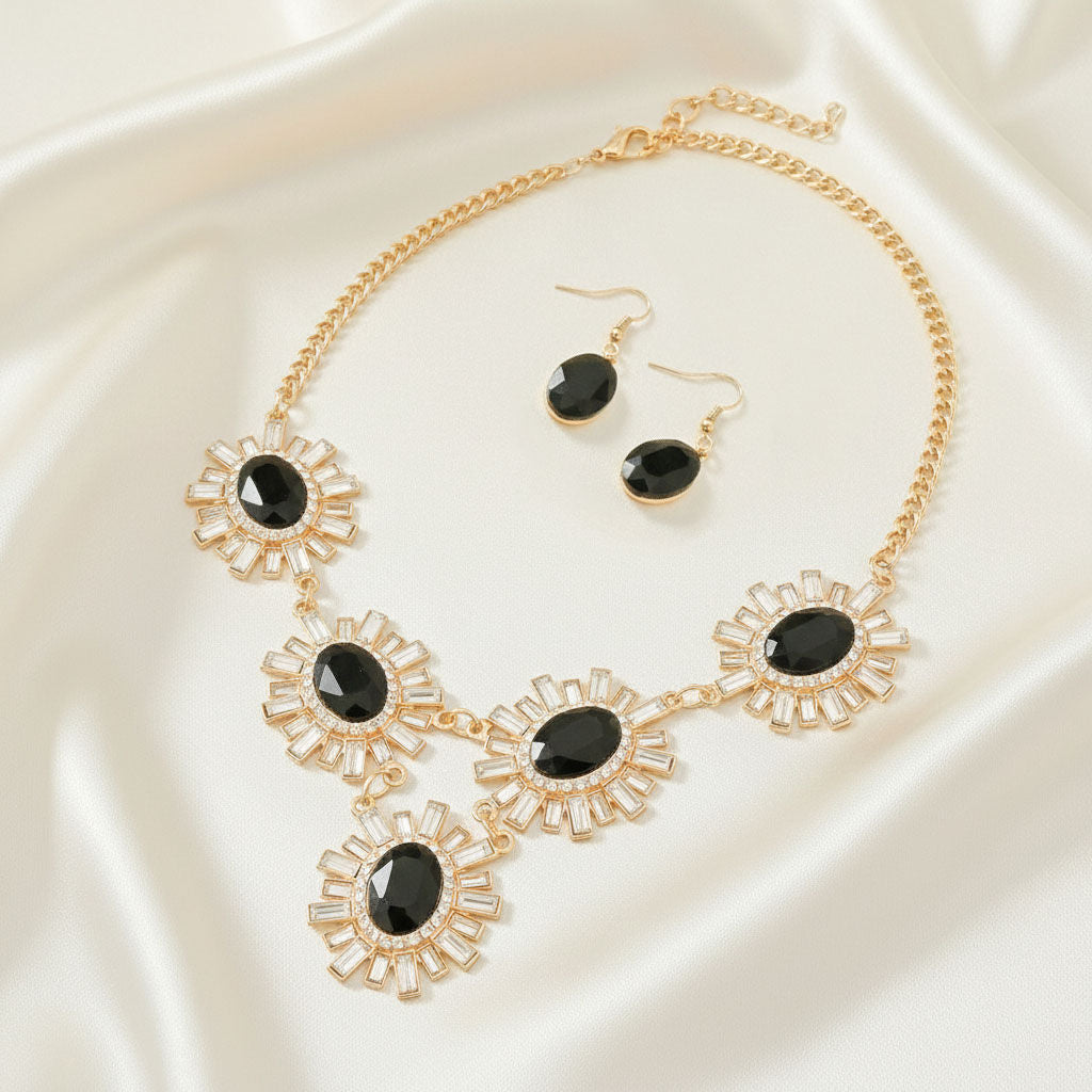 Flower Black Pendant Necklace Set